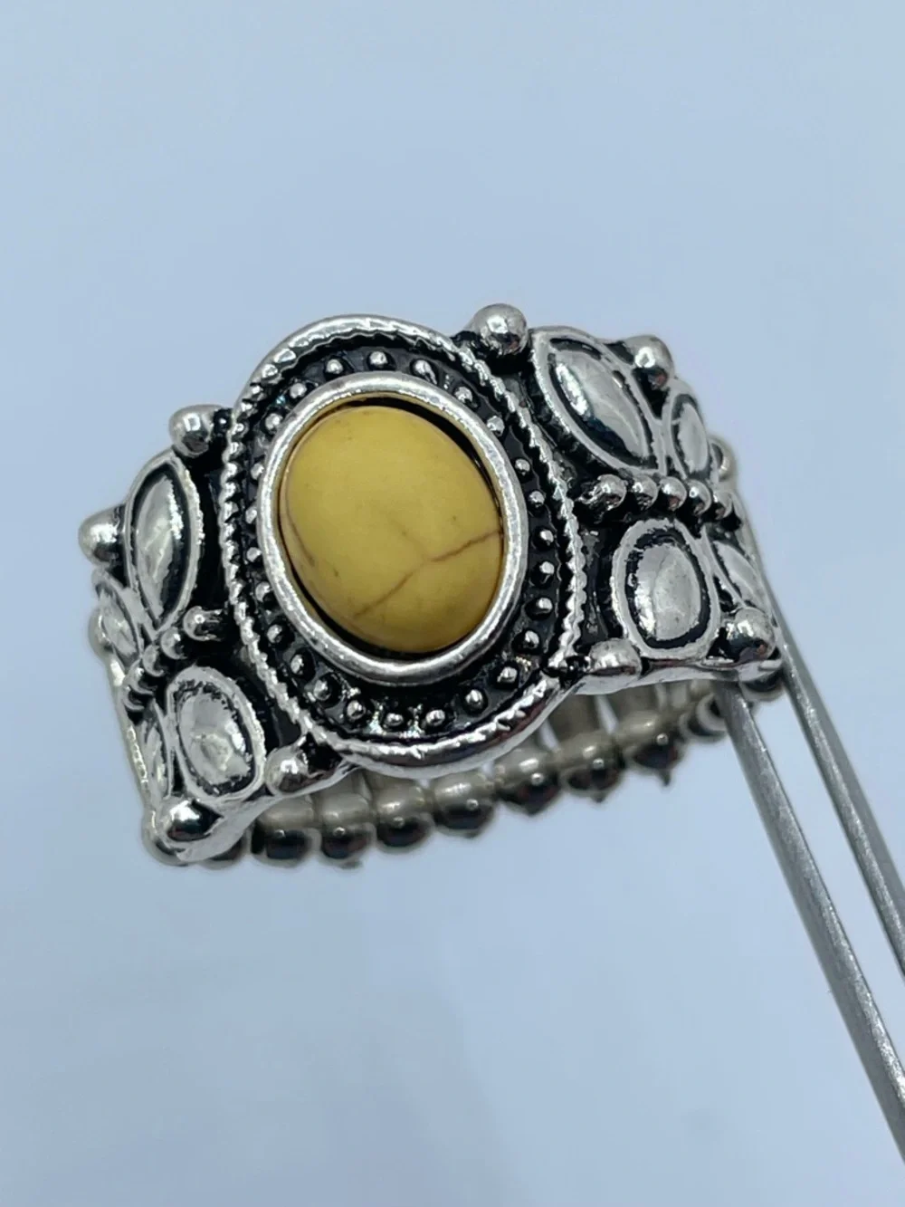 Silver Tone Yellow Howlite Stretch Ring Boho Statement